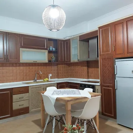 Golem Apartment Golem (Tirana)